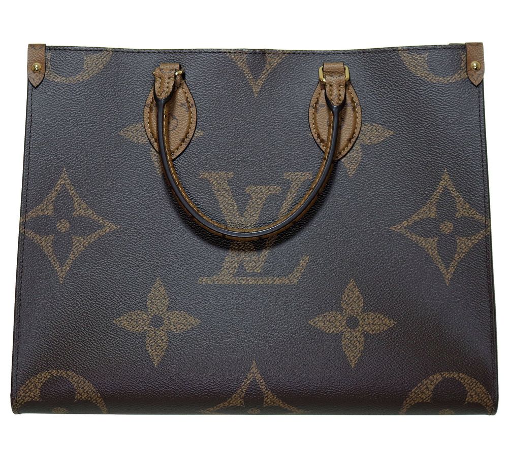 Lot 272: Louis Vuitton OnTheGo MM Canvas Purse (M45321)