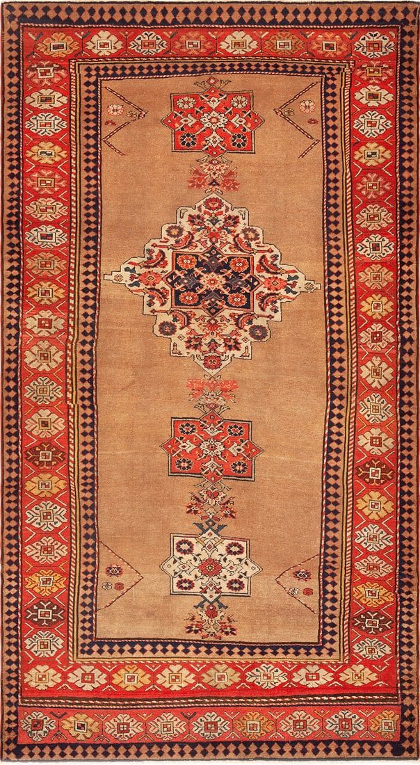 Antique Persian Serab Camel Hair Carpet - No Reserve 9 ft 8 in x 5 ft 9 in (2.95 m x 1.75 m). 