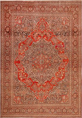No Reserve Antique Persian Tabriz Rug circa 1900 - 13 ft x 9 ft 4 in (3.96 m x 2.84 m). 