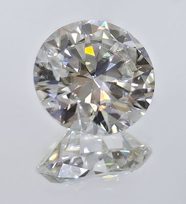 603/ יהלום מאוסונייט moissanite במשקל 1 קראט בצבע שקוף בצירוף תעודת אחריות גמולוגית. היהלום 