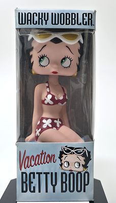 870/ בובת בובל הד (ראש מתנדנד) של בטי בופ Betty Boop. פגמים קלים לקופסה (ראו צילומים). 
גובה 