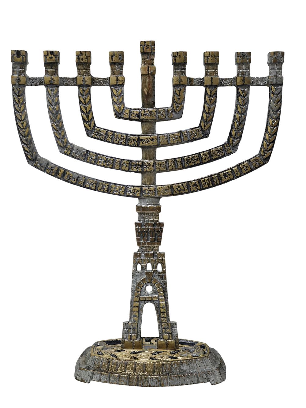 1185/ חנוכיית פליז גדולה . יש שאריות צבע אפור (ניתן לניקוי) 
מידות 34*28 סמ