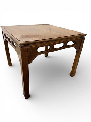 Mid-20th Century Davis Cabinet Co. Wood Side Table. Davis Cabinet Co. side table made of wood 