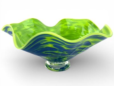 Douglas “Firebug” Taylor Hand-Blown Bowl. Hand-blown pedestal bowl by Douglas "Firebug" Taylor 