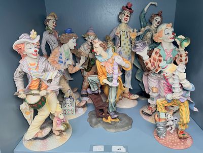 A collection of The Leonardo Collection 'Circus Comes To Town' clown figures, approx 30cm high 