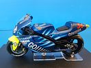 Yamaha YZR 500 motorcycle model of Japanese racer Shinya Nakano from 2001. 1/24 scale model made Image - 3