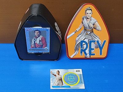 Star Wars - a set that includes a metal box, cards, and a high-quality embroidered patch. Rare 