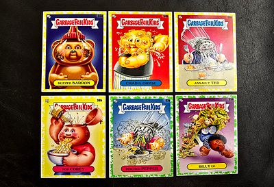 חבורת הזבל - קלפים מקוריים אמריקאים משנת 2021. במצב חדש.