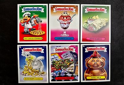 חבורת הזבל - קלפים מקוריים אמריקאים משנת 2021. במצב חדש.