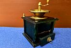 Miniature coffee grinder - perfect reproduction. A replica of an antique coffee grinder includes Image - 3