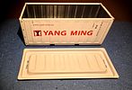 Miniature metal sea container - Chinese shipping company YANG MING. The container opens with a Image - 3