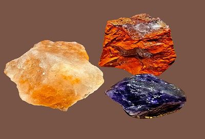 Collection of natural unprocessed gemstones - Country of origin Brazil. Directly from nature. 