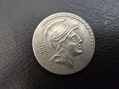 Roman/Greek coin, high quality replica. Diameter 20 mm. 
Weight 5 g. 
Unknown authenticity - 