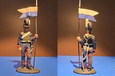 Signed metal statuette from Napoleon Bonaparte's army from 1814, made by Del Prado. A 