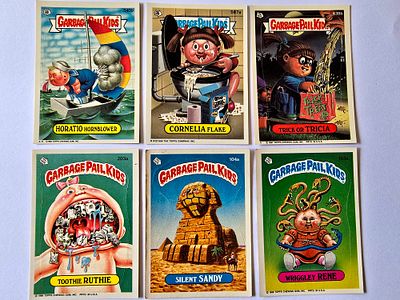 חבורת הזבל - קלפי וינטג' מקוריים אמריקאים משנת 1986. חלקם נדירים ומבוקשים מאוד. 
במצב שמור 