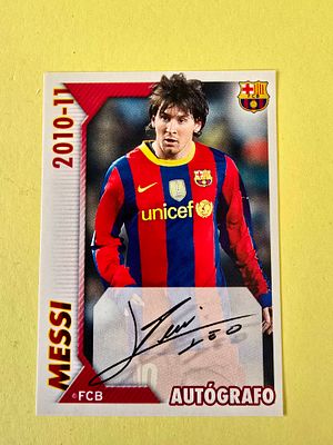 קלף/מדבקה של כוכב הכדורגל ליונל מסי, (Lionel Messi) מעונת 2010-11, השייך לסדרת הקלפים של חברת 