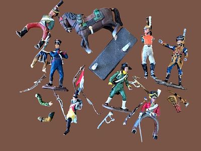 Collection of metal sculptures - fragments, repeats, damage. Fractures, deficiencies, damage