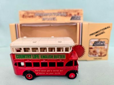 Diecast model of a Lledo Days Gone bus
This is a diecast model of an AEC Regent double-decker 