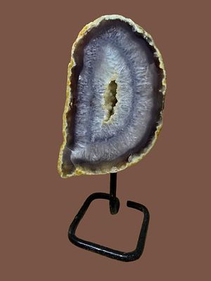 A large and rare agate rock, a museum item including a permanent metal display fixture. Unusual 