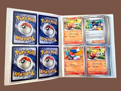Collection of original Pokemon cards in an album - total of 120 cards. In perfect condition - 