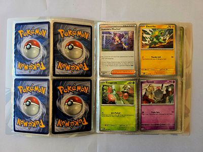 Collection of original Pokemon cards in an album - total of 120 cards. In perfect condition - 