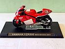 A collectible model of a Yamaha YZR500 motorcycle in 1:24 scale, representing the motorcycle Image - 2