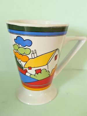 Naaman ceramic mug - in the Art Deco style by British ceramic designer Clarice Cliff from the 
