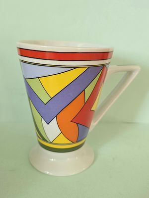 Naaman ceramic mug - in the Art Deco style by British ceramic designer Clarice Cliff from the 