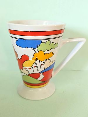 Naaman ceramic mug - in the Art Deco style by British ceramic designer Clarice Cliff from the 