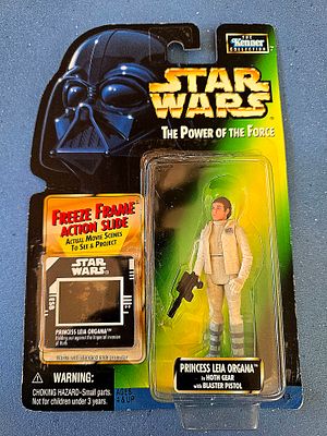 Star Wars - Action Figure Set of Princess Leia Organa in Hoth Gear, including a blaster pistol. 