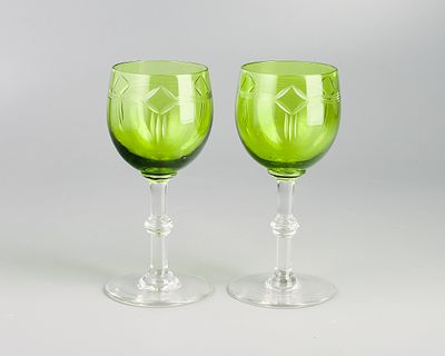Бокалы для вина "Ромбы" (2 шт.). Стекло (бесцветное и зеленое), шлифовка, полировка, h-14 см. 