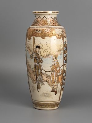 Ваза "Сцены из жизни самураев". Фаянс, надглазурная роспись золотом и полихромными эмалевыми 