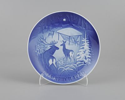 Тарелка декоративная "Рождество в лесу". Фарфор, роспись подглазурная, d-18 см., Дания 