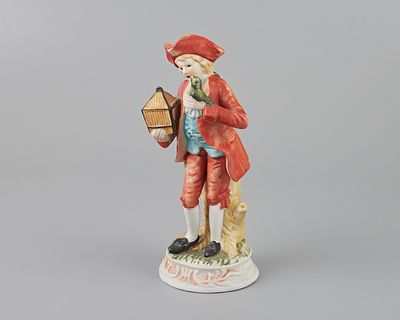 Фигура "Птичник". Бисквит, роспись, h-19 cм., Германия, 2-я пол. 20 века. 
Сохранность: 