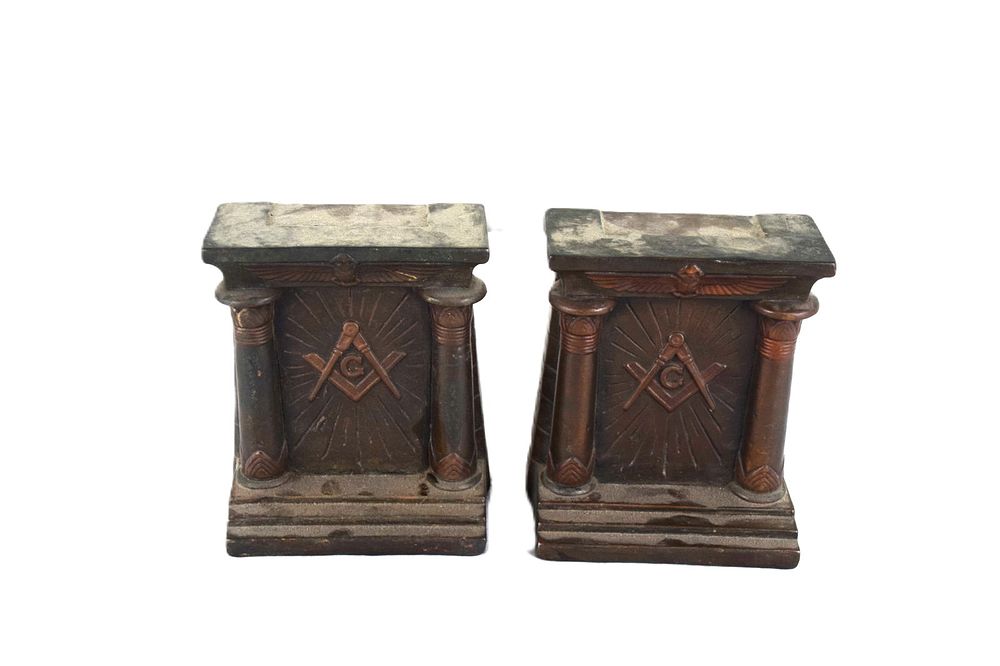 Lot 174: Mason Bookends