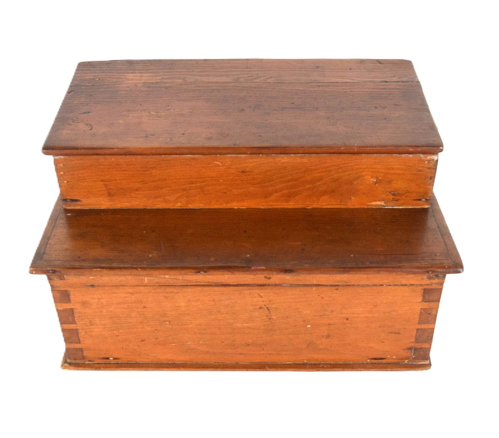 Lot 219: Country Pine Cabinet