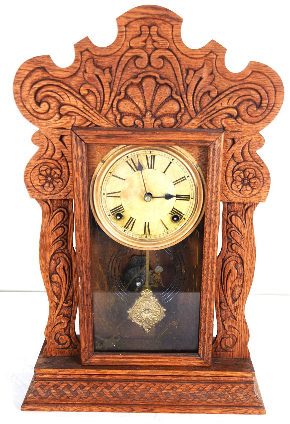 Lot 153: Victorian Shelf Clock