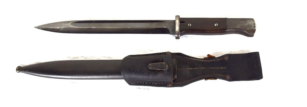 Lot 151: German WW II K98 Combat Bayonet