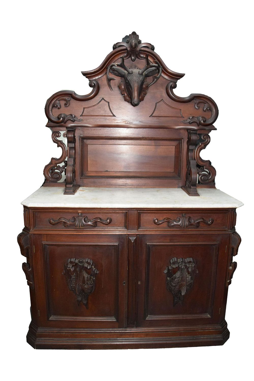 Lot 21: Edwin Dunlap's Walnut Hunt Sideboard