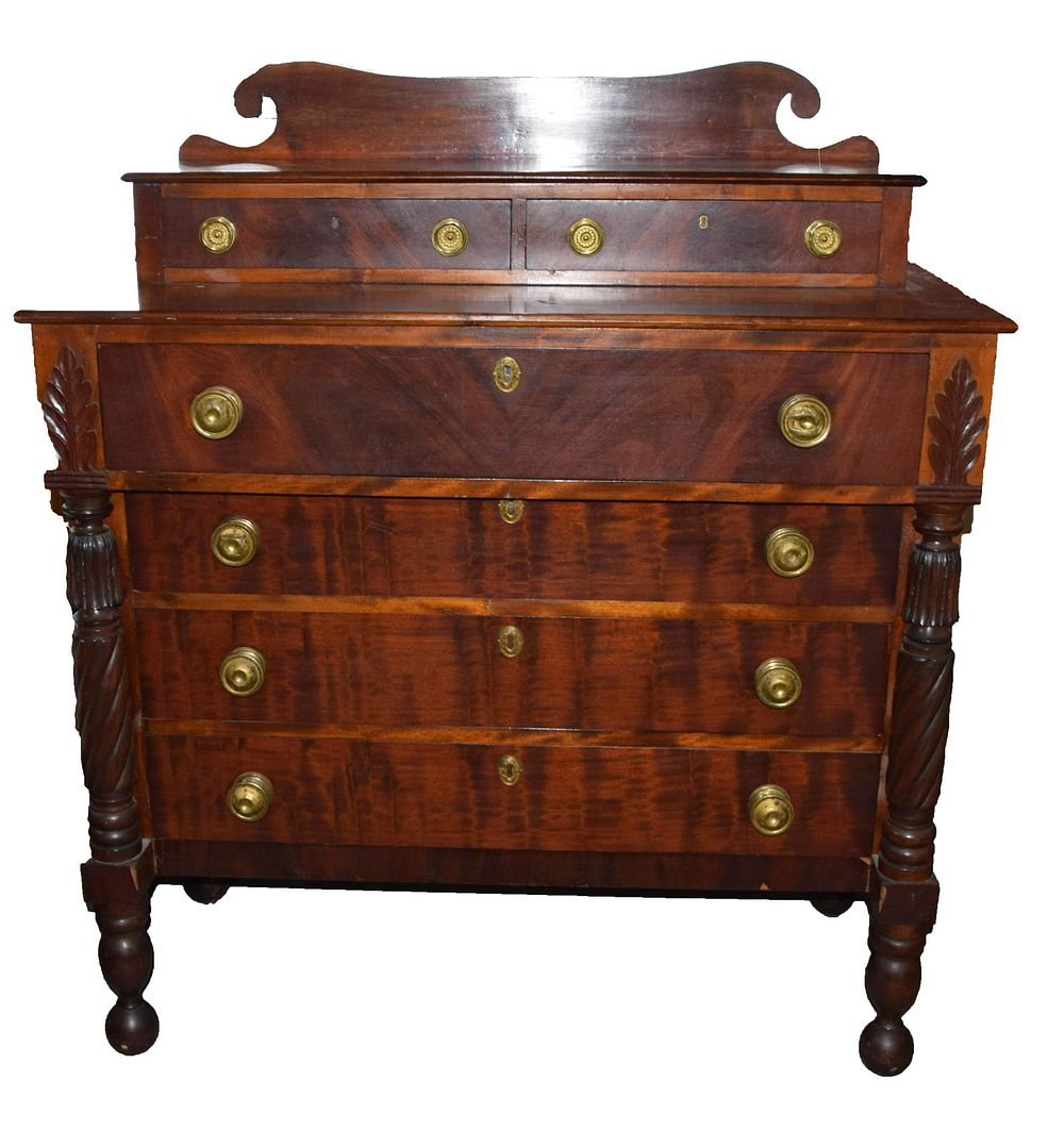 Lot 76: Sheraton Chest