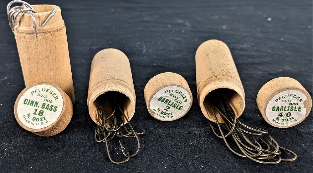 Lot 150: 28 Pflueger Bull Dog Hooks with Cases