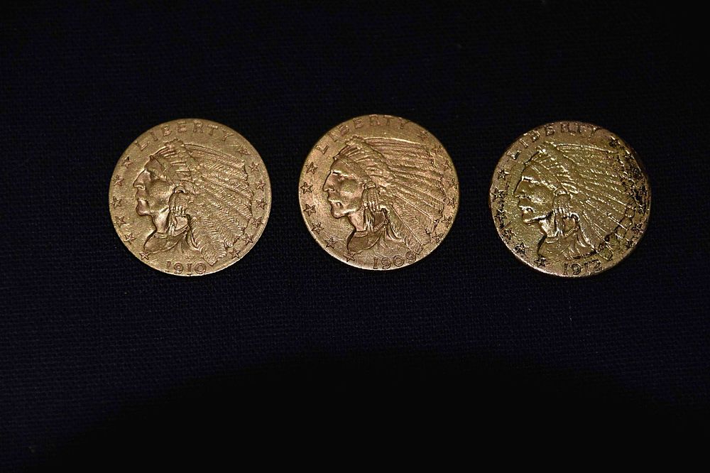 Lot 177: Three $2.50 Gold Coins