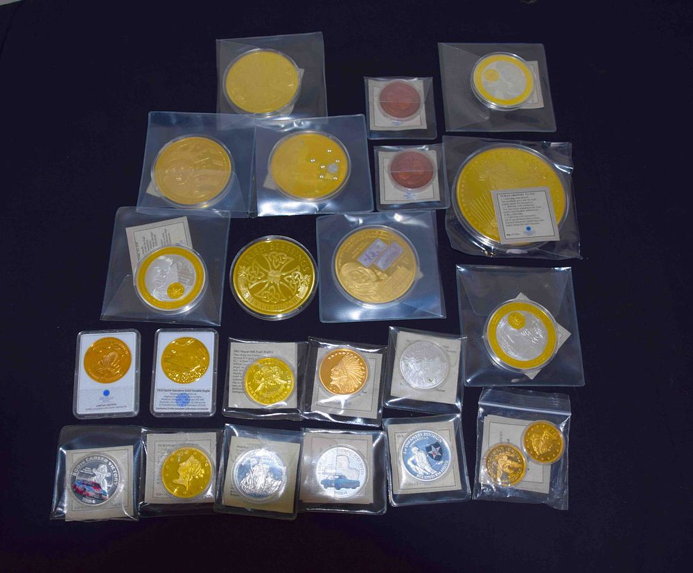 Lot 223: Large Coin American Mint Collection
