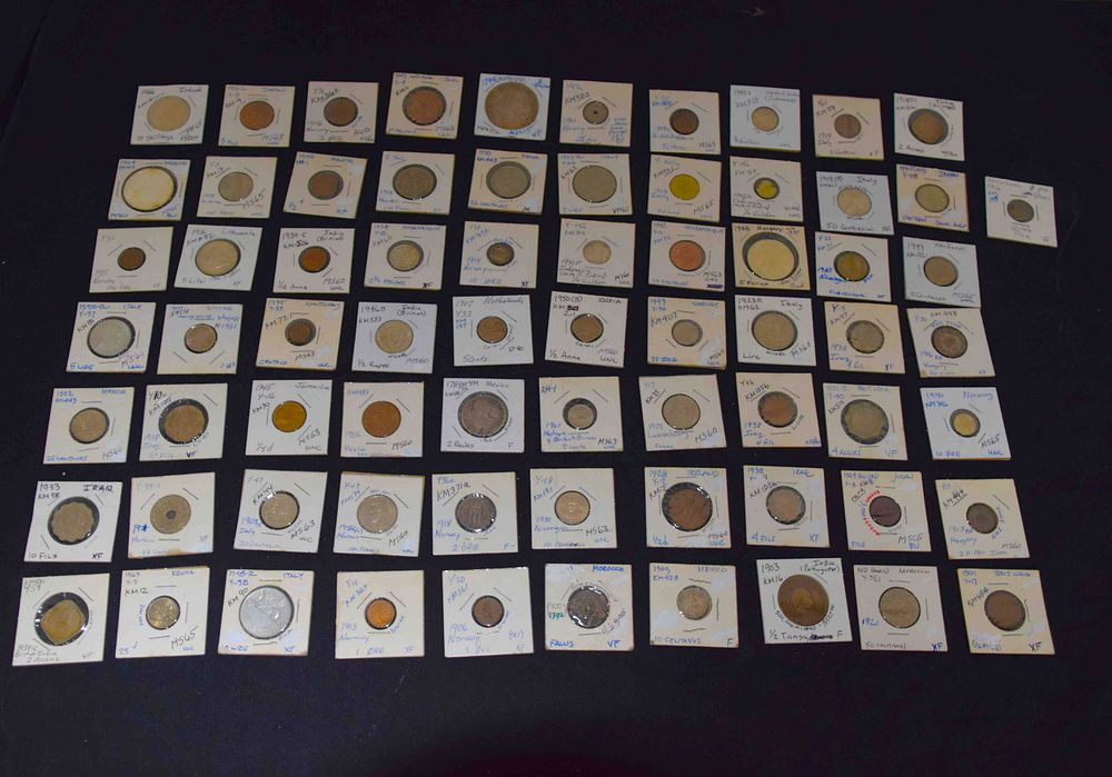 Lot 231: World coins