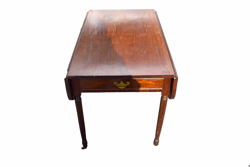 Lot 199: Sheraton Pembroke Table