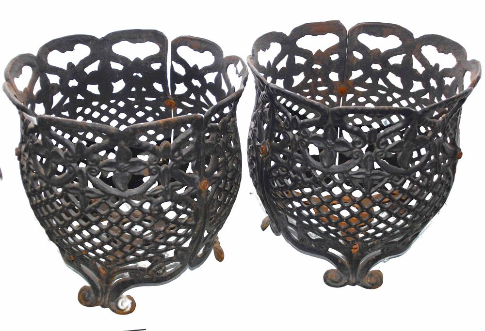 Lot 214: Pair of Garden Planters