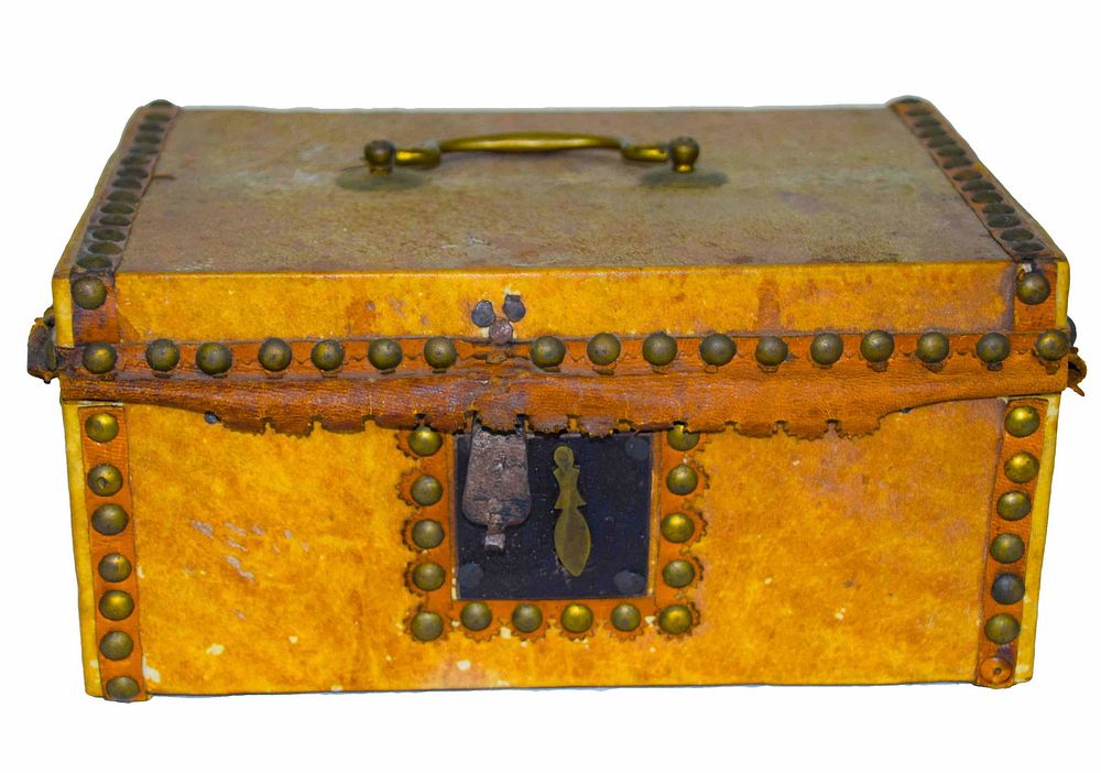 Lot 233: Deed Box