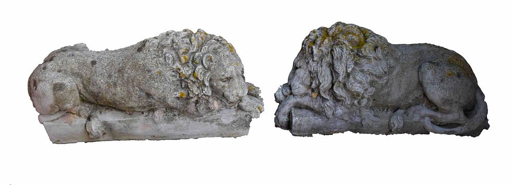 Lot 289: Pair of garden Lions