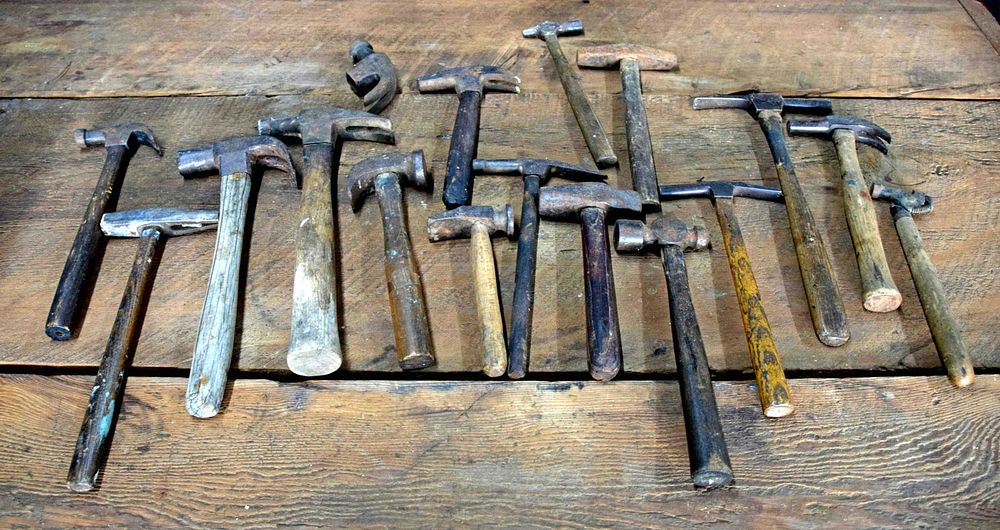 Lot 160: Collection of 17 Antique Hammers