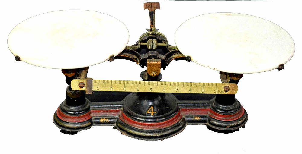 Lot 184: Porcelain Harvard Scale